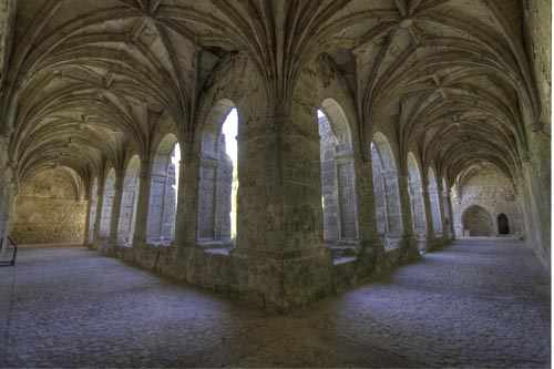 Galerías oeste y sur del claustro de Monsalud